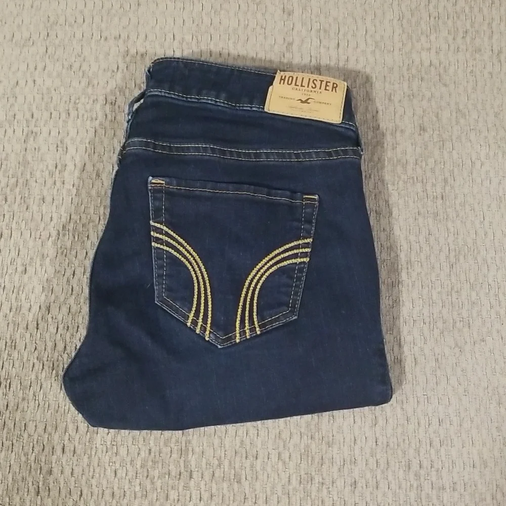 Hollister Dark Wash Jeans - Picture 2 of 13